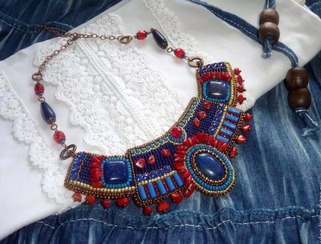 Этнический стиль ожерелья